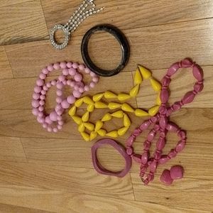 Lot of costume jewelry